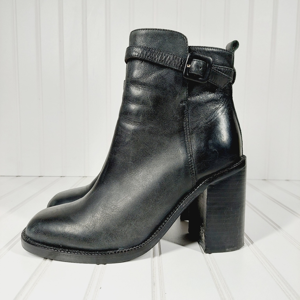 Jeffrey Campbell Black Leather Heeled Ankle Boots E597